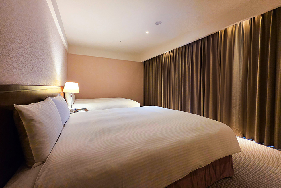 雀客旅館 台中來來-歡享雀客家庭套房(陽台)